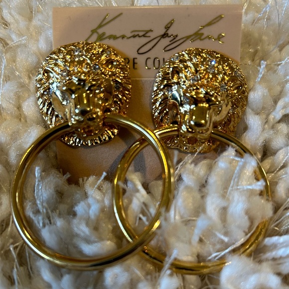 Kenneth Jay Lane Couture Collection Lions Head Door Knocker Clip On Earrings - Picture 10 of 12